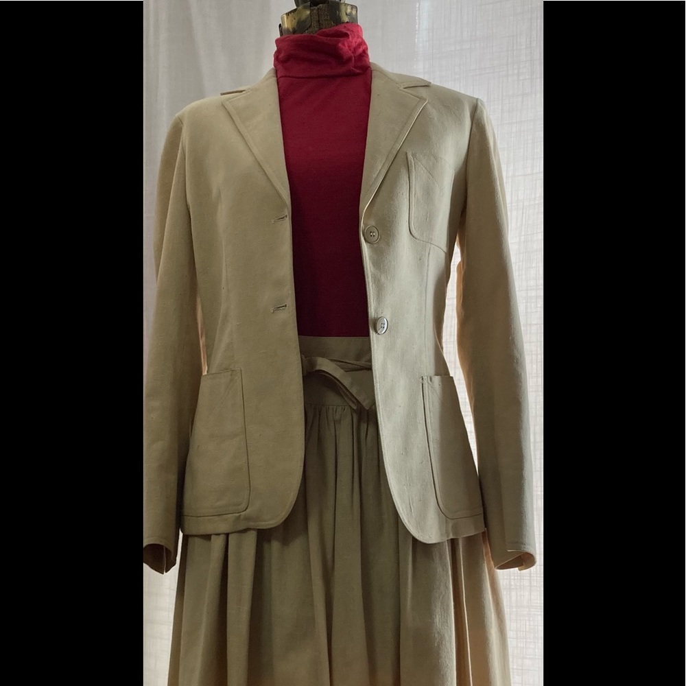 Vintage 2pc Franck Oliver blazer and skirt Sz40 Paris France